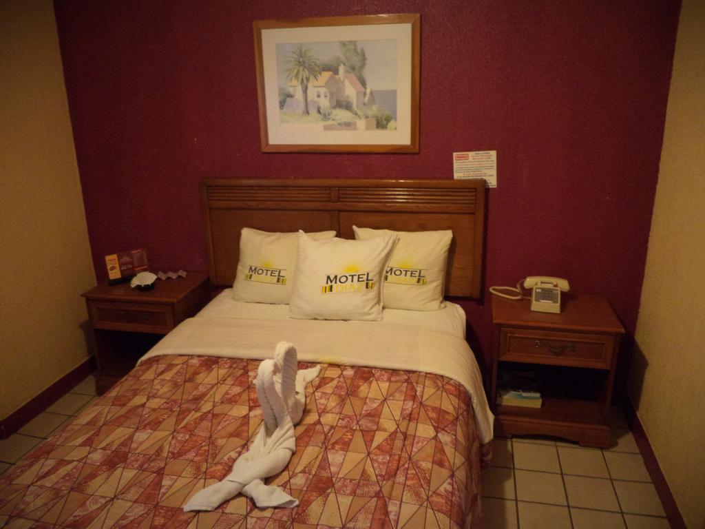 Hotel Diaz Tijuana Luaran gambar